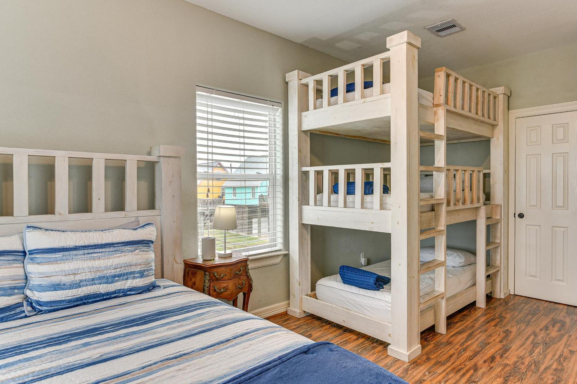 Large Group Gulf Retreat, Steps To Surfside Beach! Exterior foto