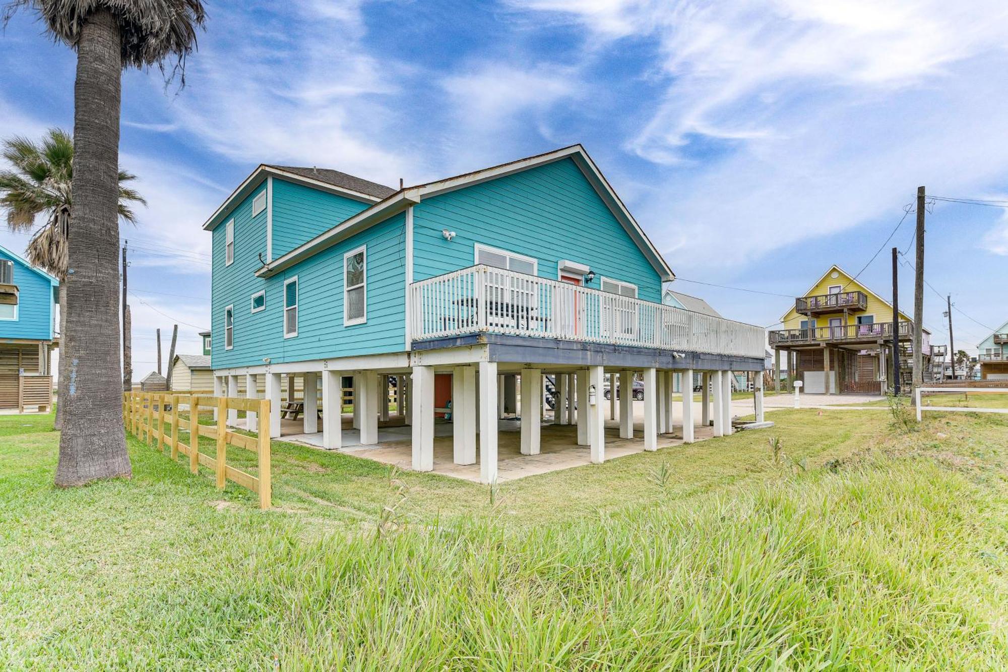 Large Group Gulf Retreat, Steps To Surfside Beach! Exterior foto